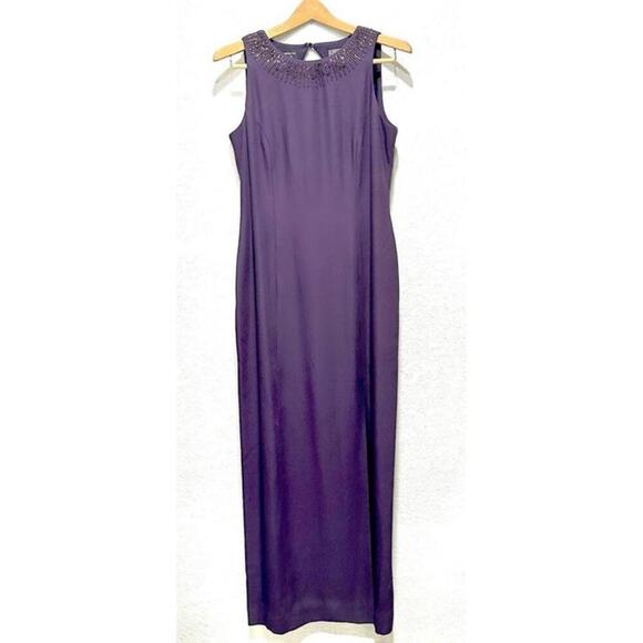 Liz Claiborne Dresses & Skirts - Liz Claiborne Night Women's Dark Purple Long Sleeveless Beaded Formal Gown Size8
